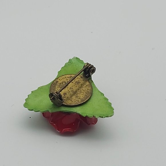 Vintage Denton Bone China Brooch Red Rose Flower Pin Made in England CHIPPED E12 - Picture 5 of 6